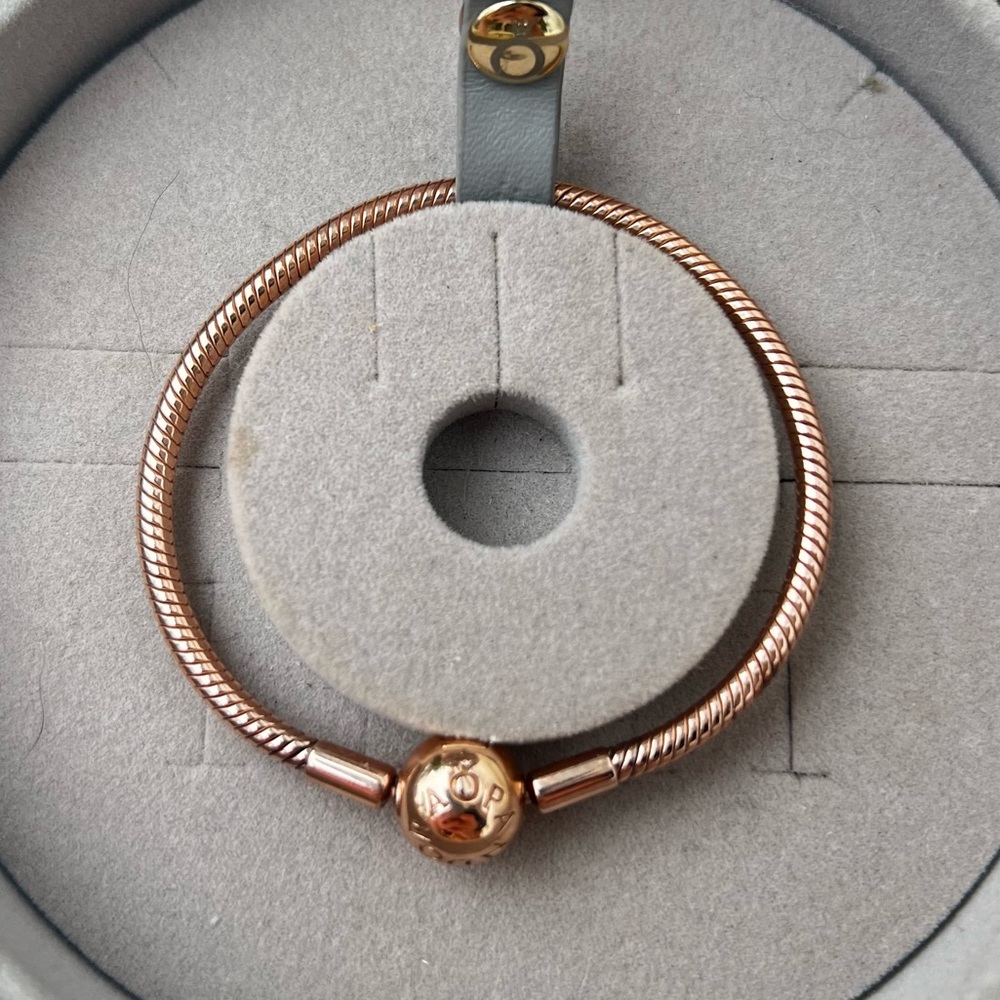 Pandora Moments Snake Chain Bracelet size 6.7”